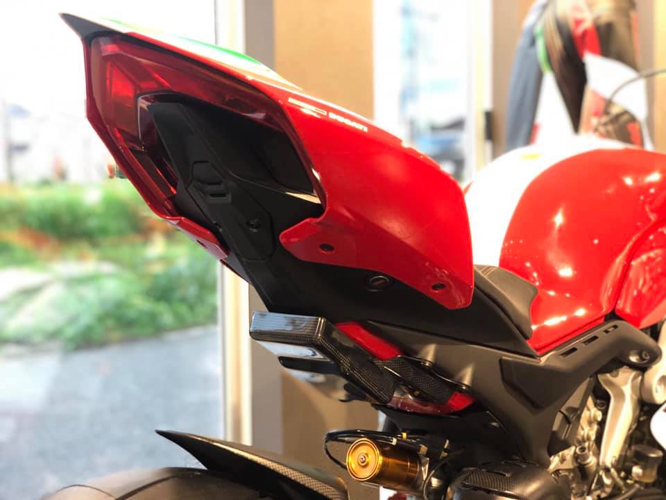 ライダースクラブ Panigale V4用 Etcケース好評販売中です فيسبوك
