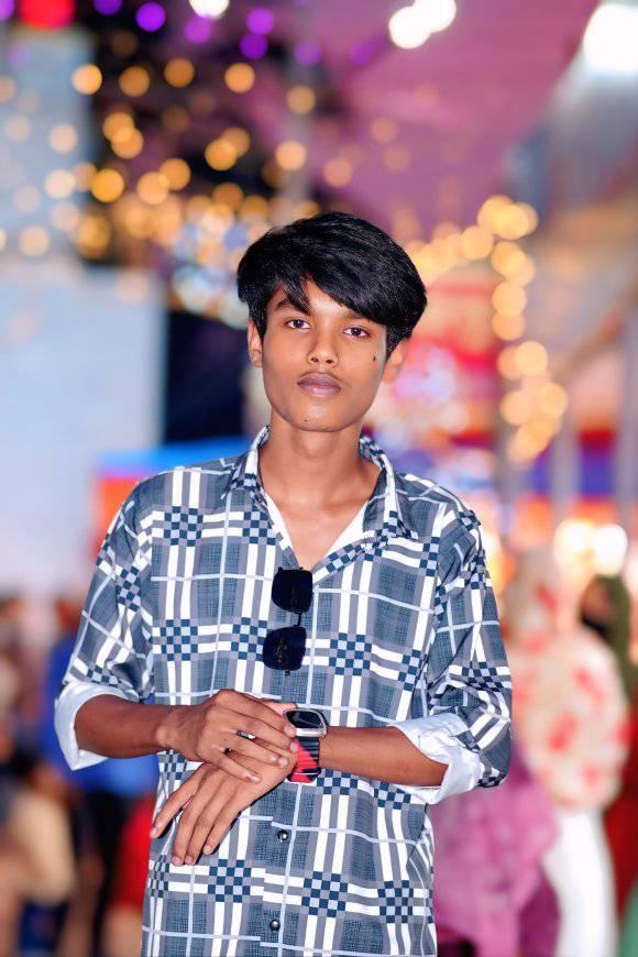 Rayhan ヽ・ T.T