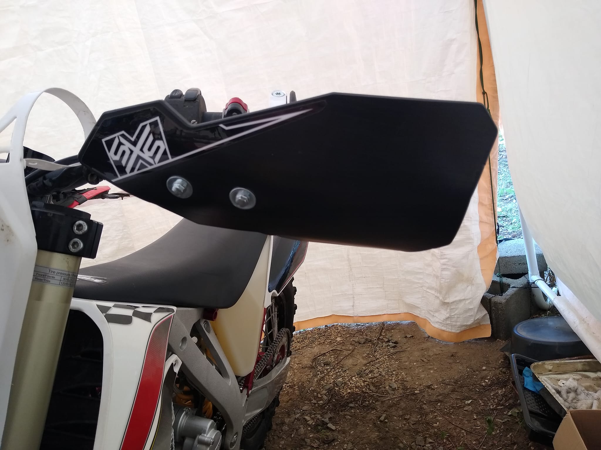 New sx guards with a big red touch