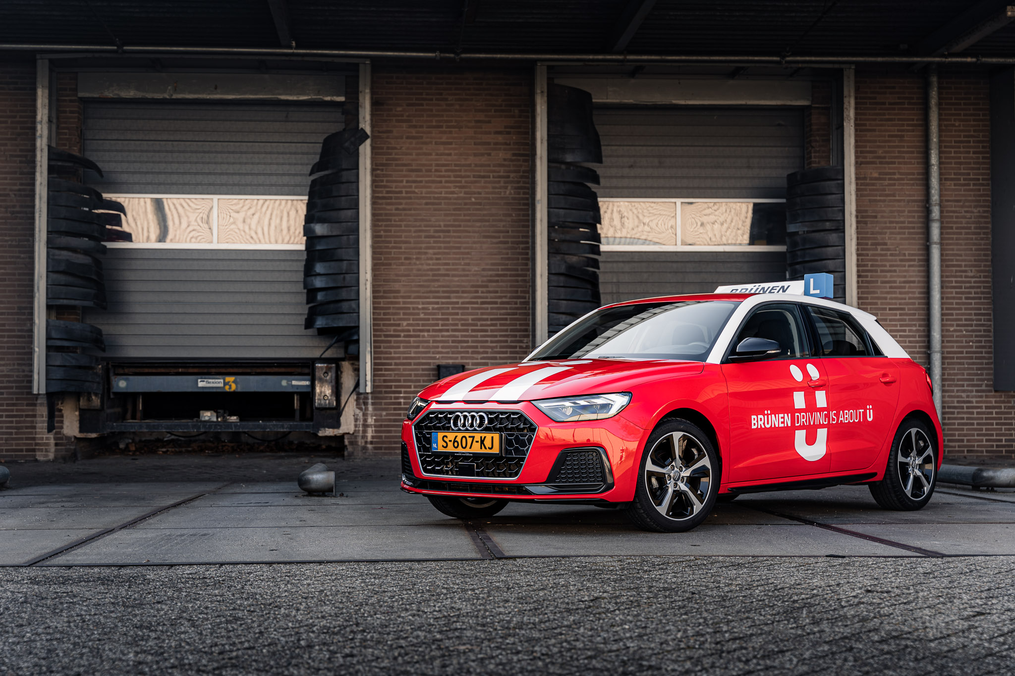 Rijschool Jan Heezen - Zara, Yess #1stekeergeslaagd voor je #auto # ...