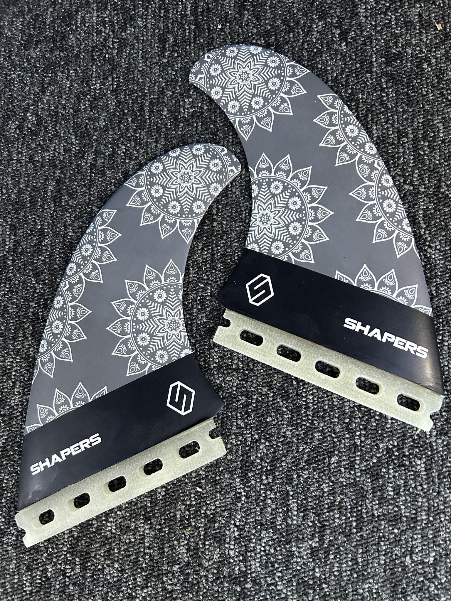 Comparison of Fin Templates for Surfboards: Futures Christenson