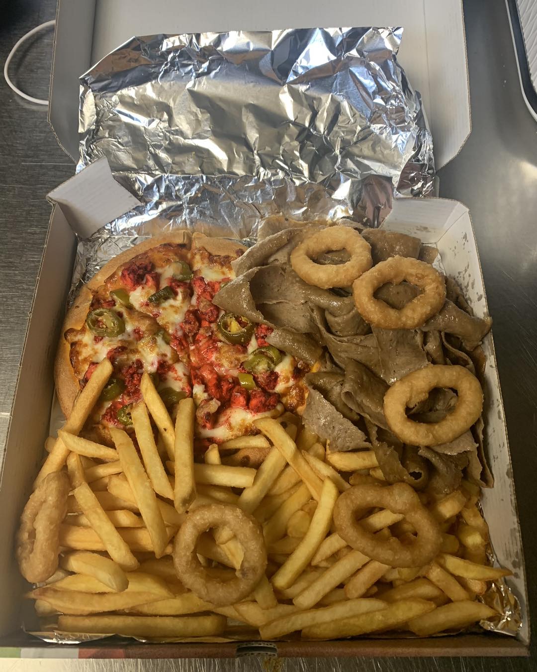 supremo-s-pizzeria-redcar