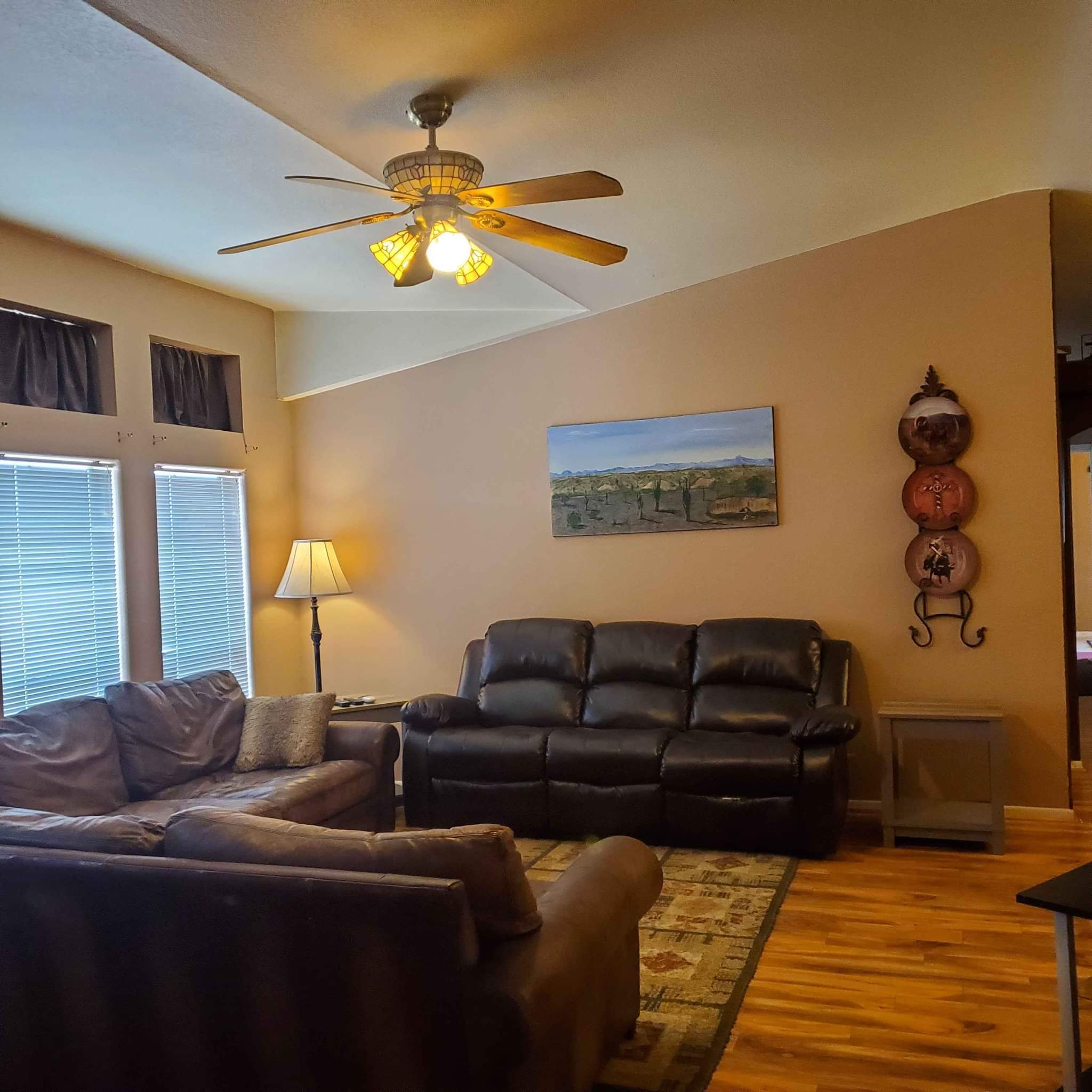 4 Beds 2 Baths House Property Rentals Surprise, Arizona