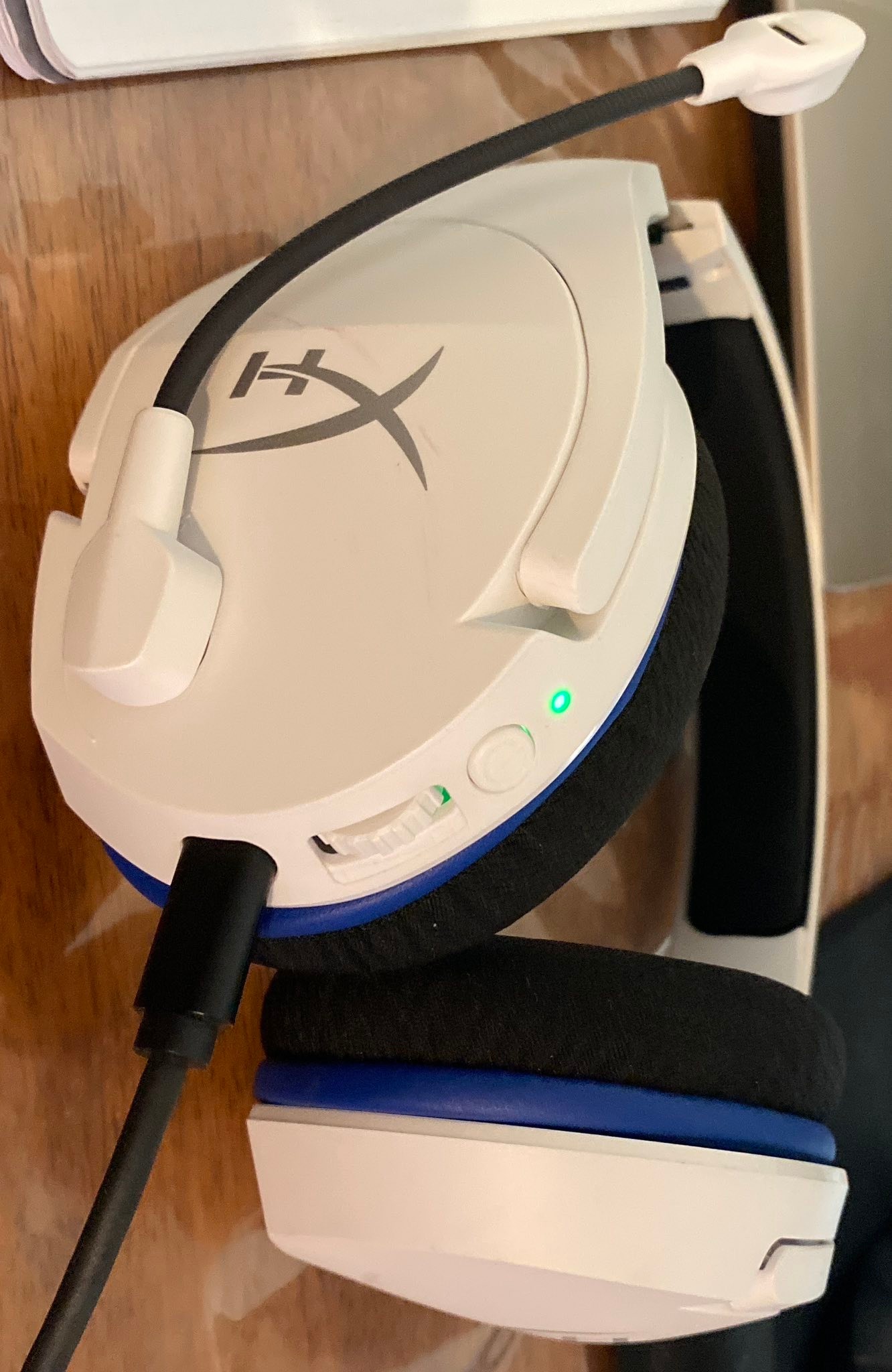HyperX Cloud Alpha 2 Wireless heeft basisstation met programmeerbare