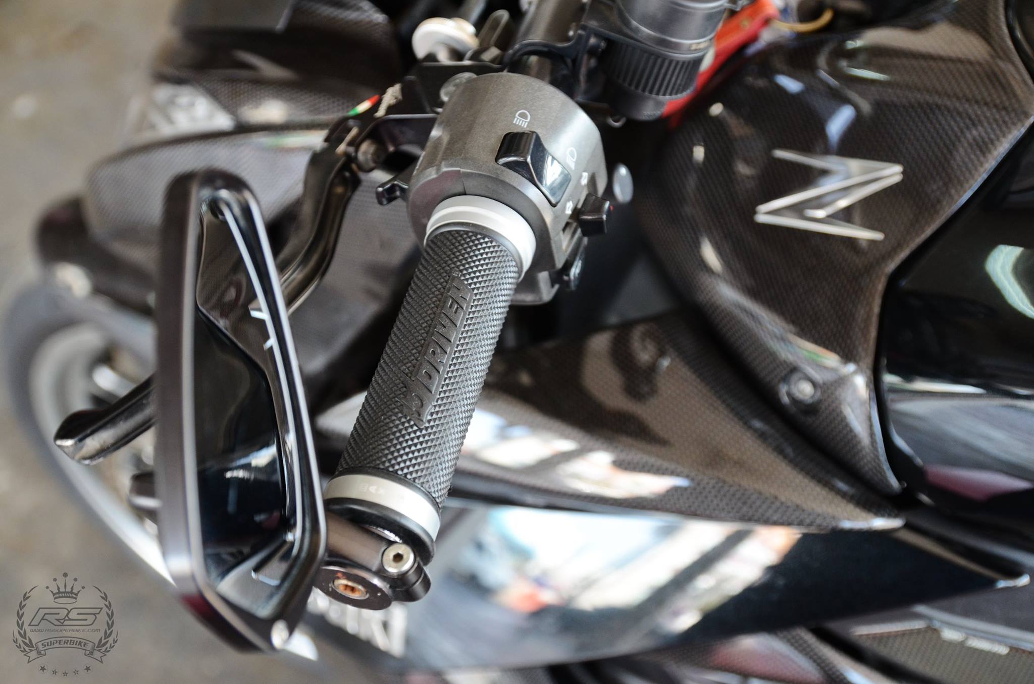 Driven Racing D-Axis Grip... - Driven Racing Thailand | Facebook