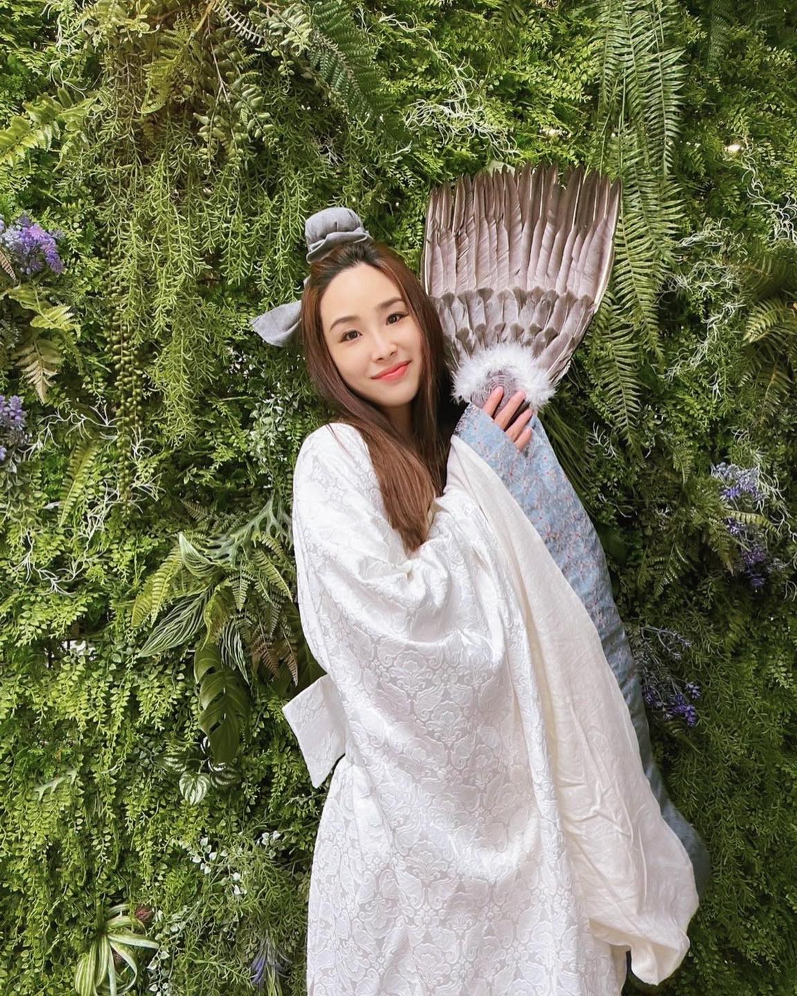 UZ張耘芝 - - 這次來當三國志霸道的來賓主持又驚又喜～唯一的任務就是要把超求賢券抽回家，還好不負眾望啊😽 ️‍🔥... | Facebook
