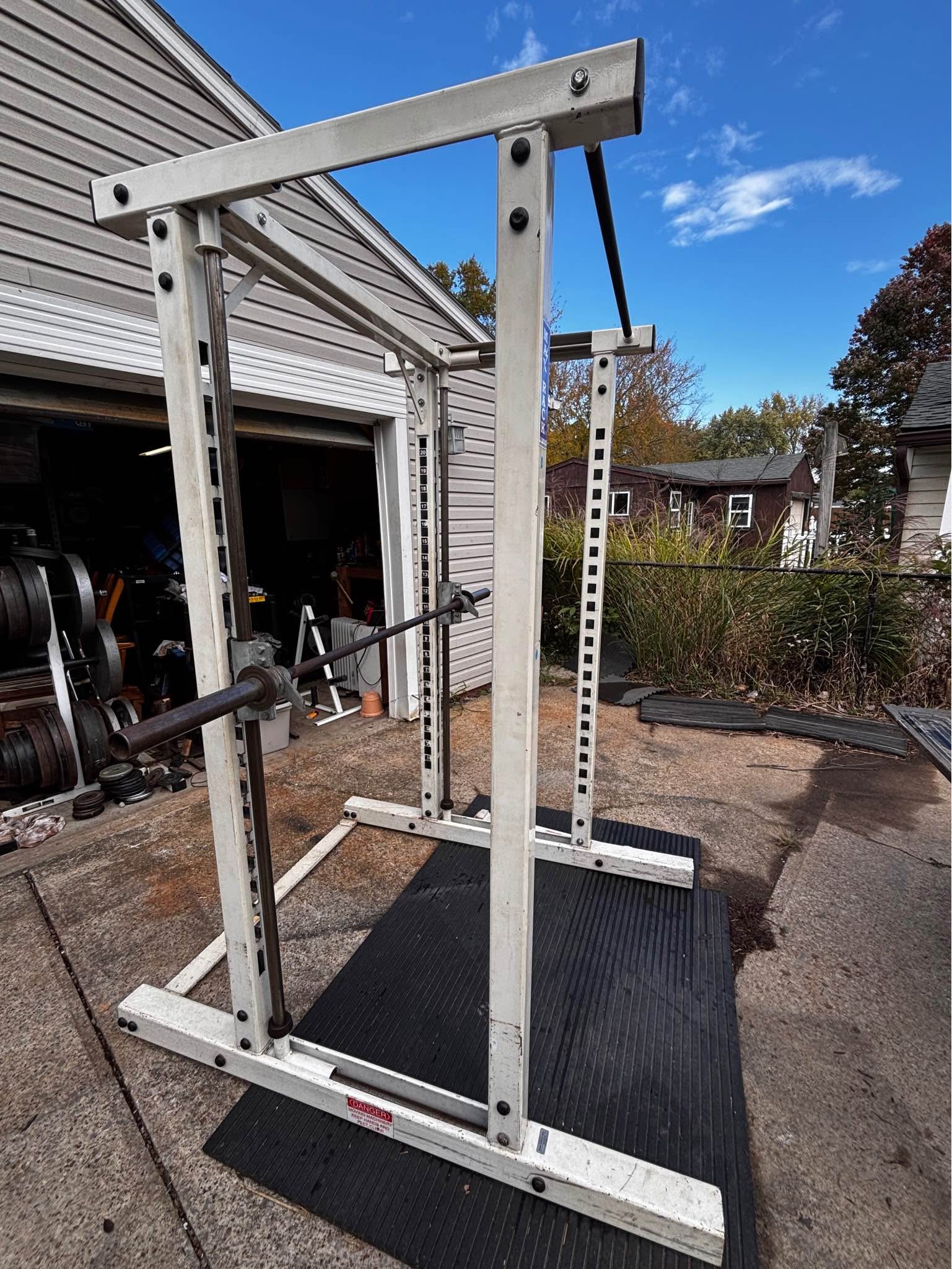 Smith Machine Nautilus Max Rack Fully Articulating - Weight Lifting ...