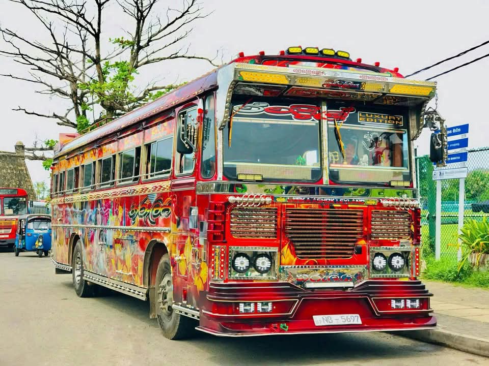 තුරුලිය Luxury Edition - Grand Limousine VVIP Party Bus | Monaragala