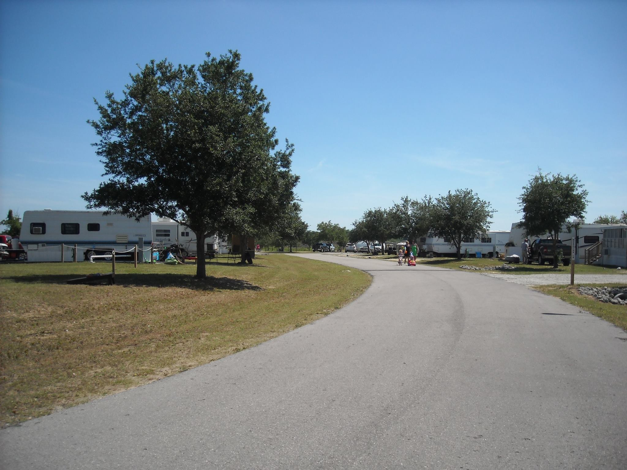 The park is really filling up.... - Harbor Point RV Community | Facebook