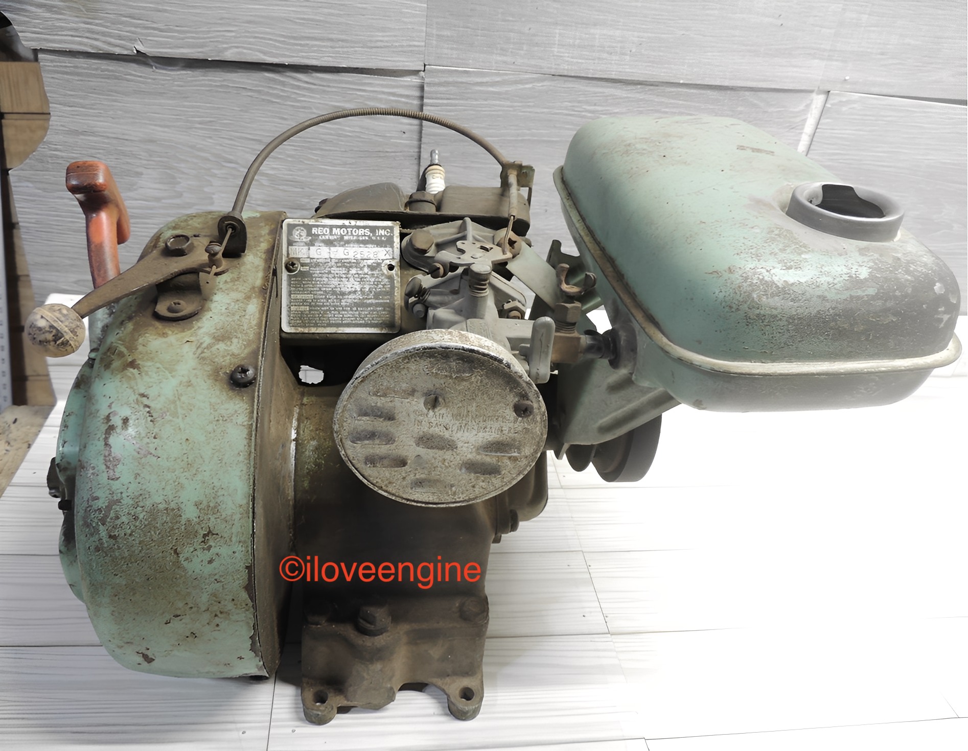 I Love - The 1952 REO Trollabout inboard marine engine is a fascinating ...