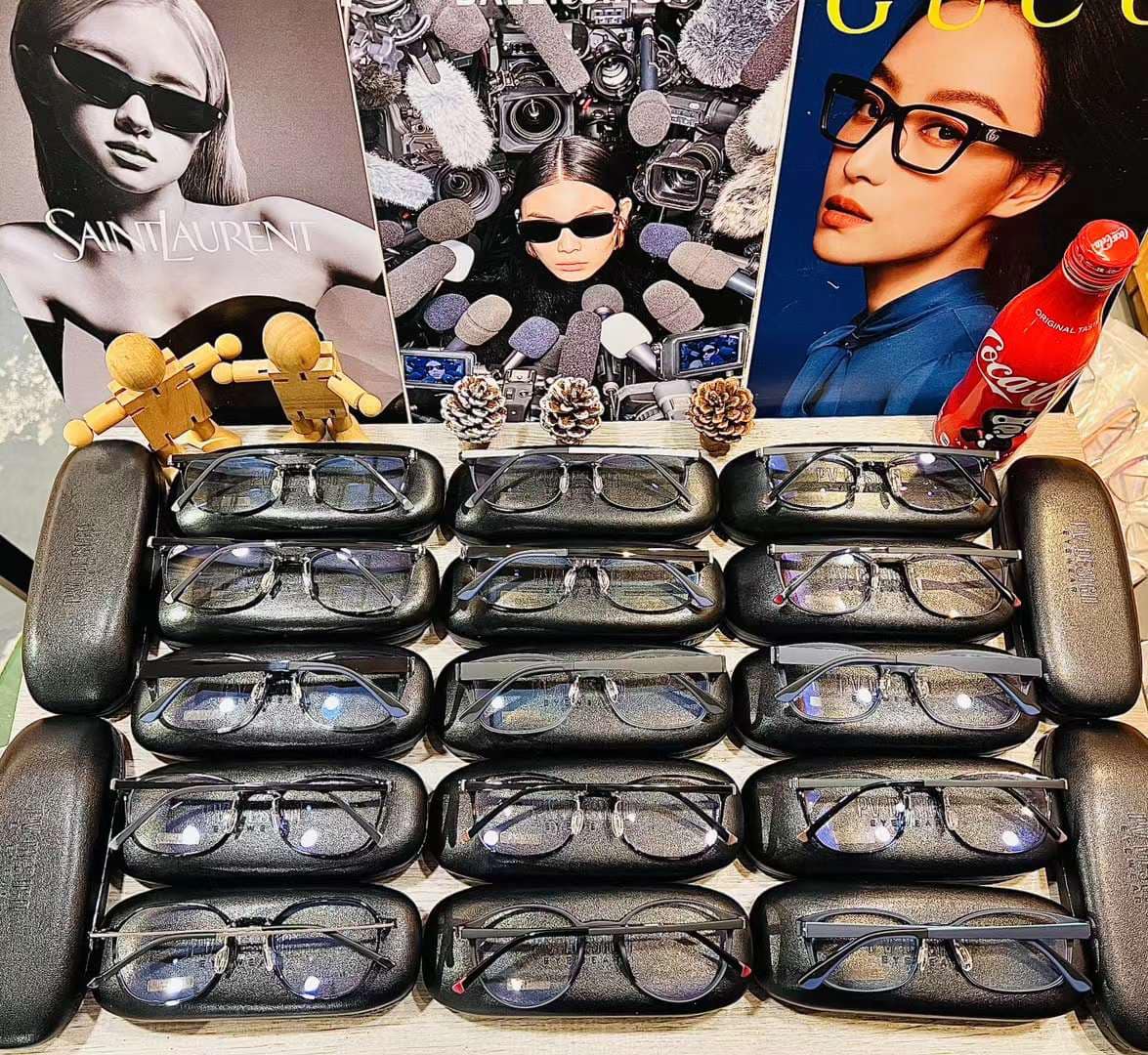 韓國PV DESIGN 超輕眼鏡[色]到貨😍🥰... - 瞳亮眼鏡 澳門 Tong Liang Optical Macau | Facebook