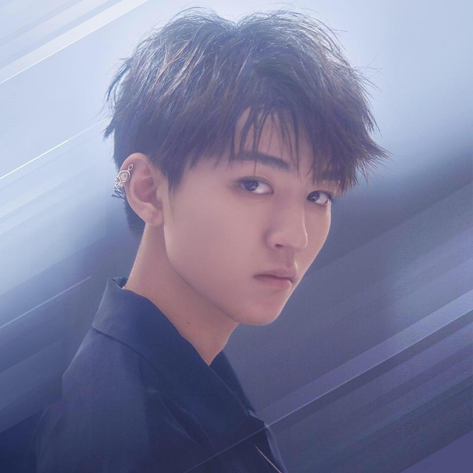 【TFBOYS 王俊凱】王俊凱主演電影《無名之輩》 上海電影節電影發佈會 王俊凱CUT 期待這一顛覆性角色的精彩演繹【Karry Wang ...