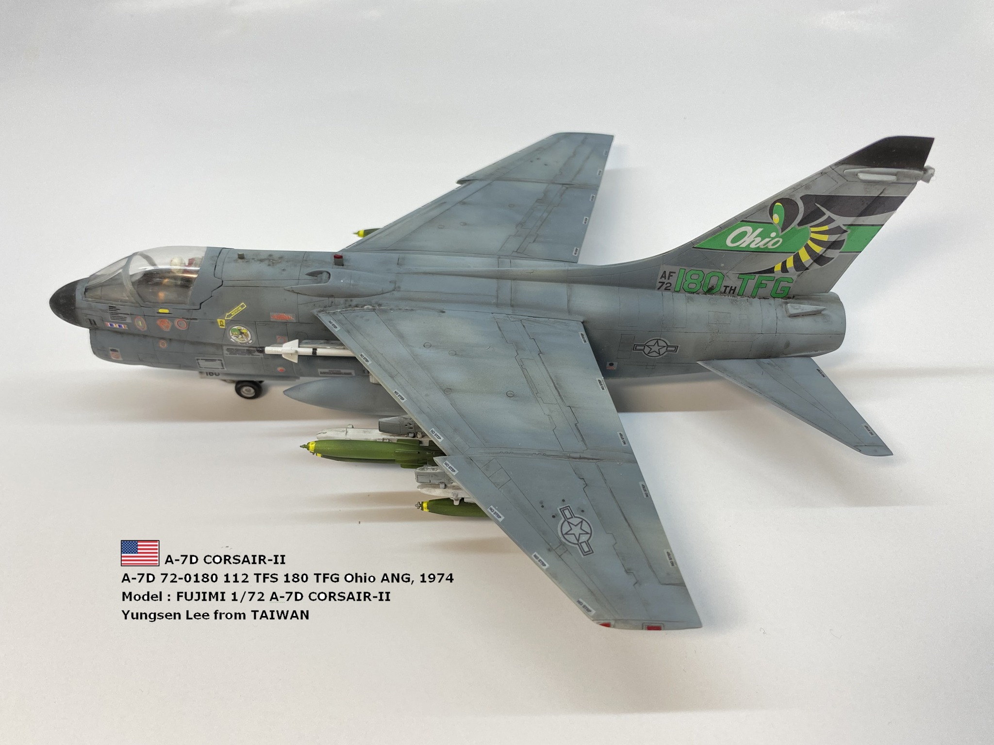 Fujimi 1/72 A-7D Corsair-II model