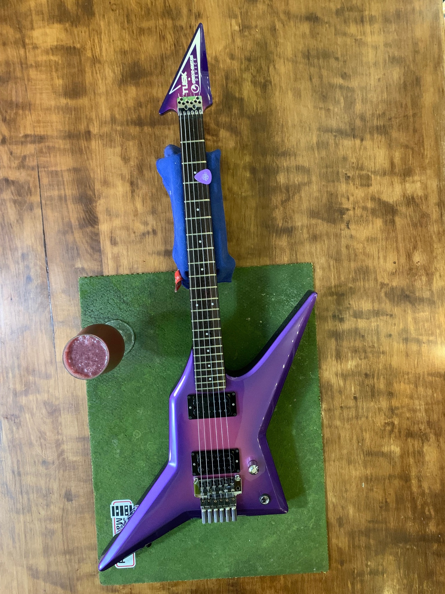 1984 Greco Device Tusk GTX-55 in Purple Burst finish. Pics Via
