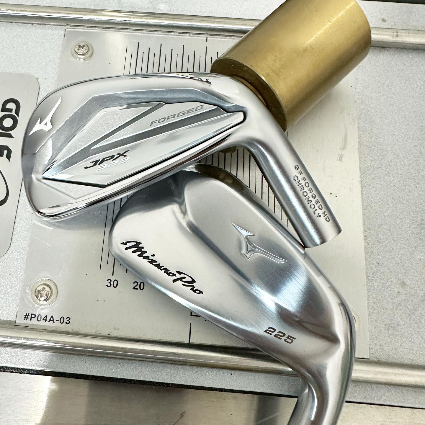 Comparing JPX 923 HM and Srixon ZX4 game improvement clubs