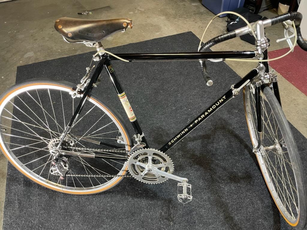 schwinn bicycles indianapolis AC Performance Bike but optional Schwinn Triple Link pedals are also available. Vintage Mid-Century Schwinn Hollywood Cruiser