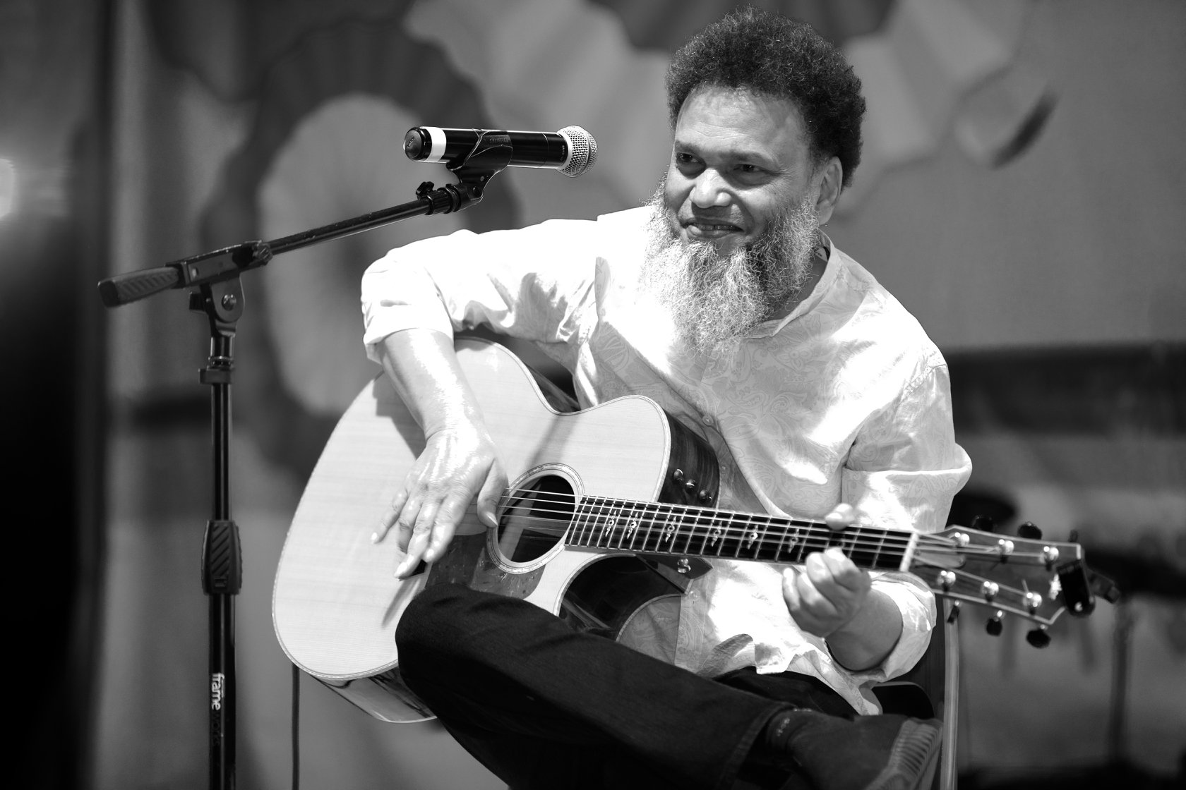 hyder-husyn-dhaka