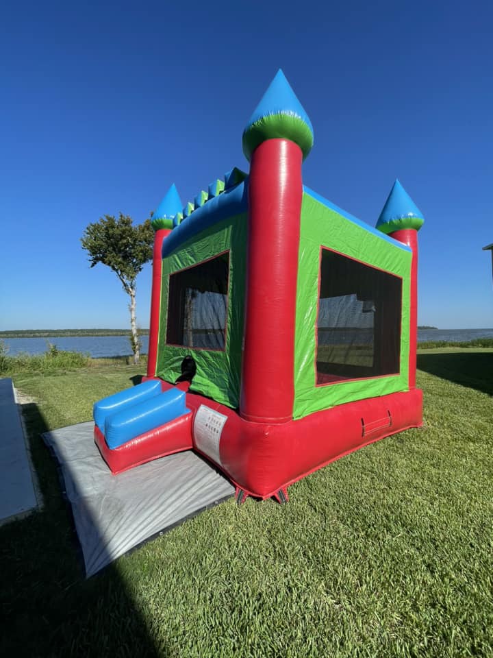 🏰 Explore endless fun with... - Ozone Inflatables Rentals | Facebook