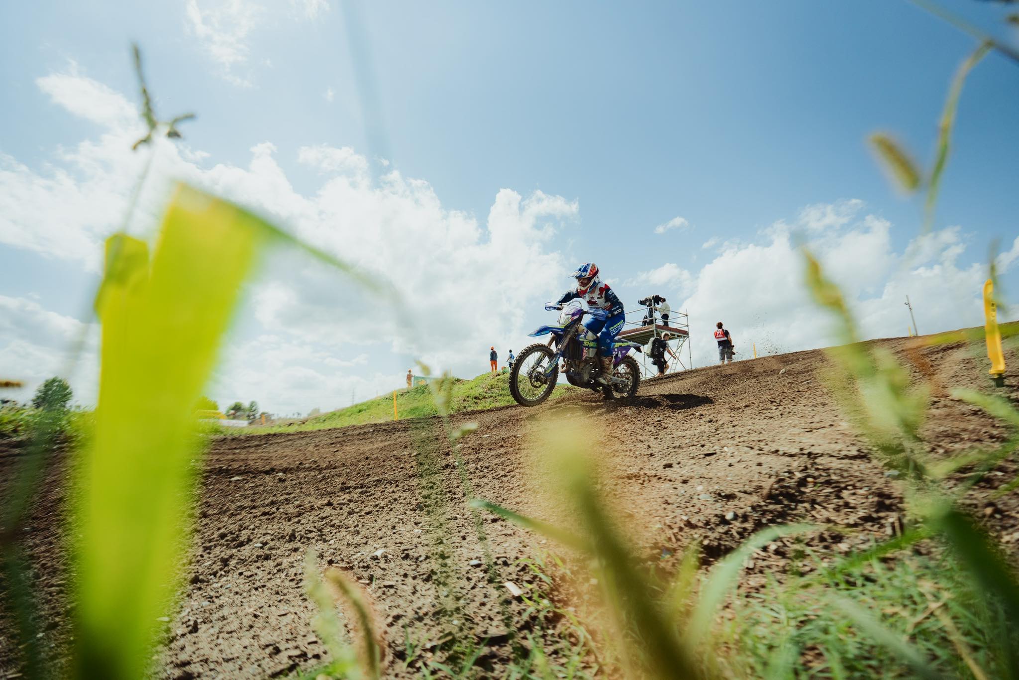 Nieve Holmes Racing