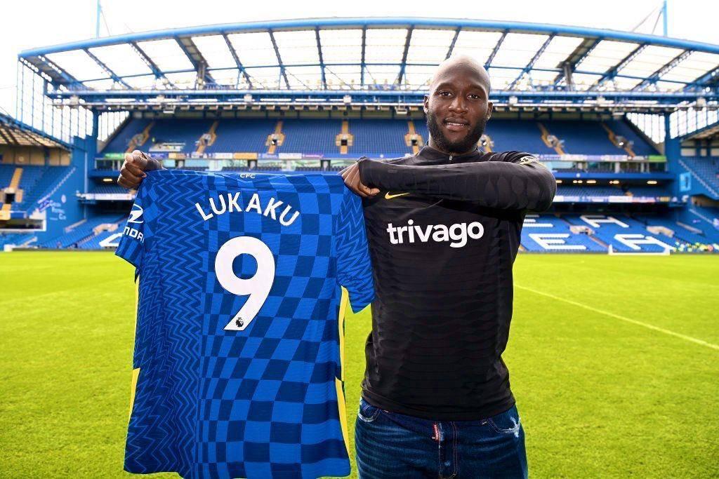 Romelu Lukaku confirms he will wear the Number 9. 🔵9️⃣ #CFC