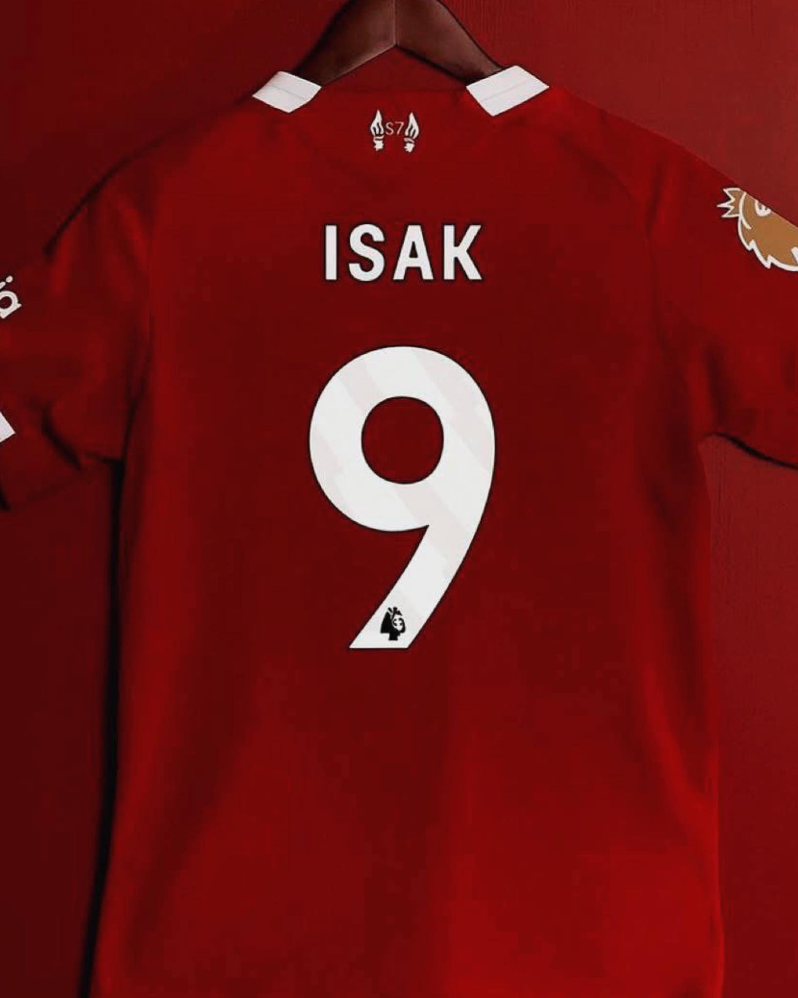 Alexander Isak is a Liverpool player and he is expected to wear