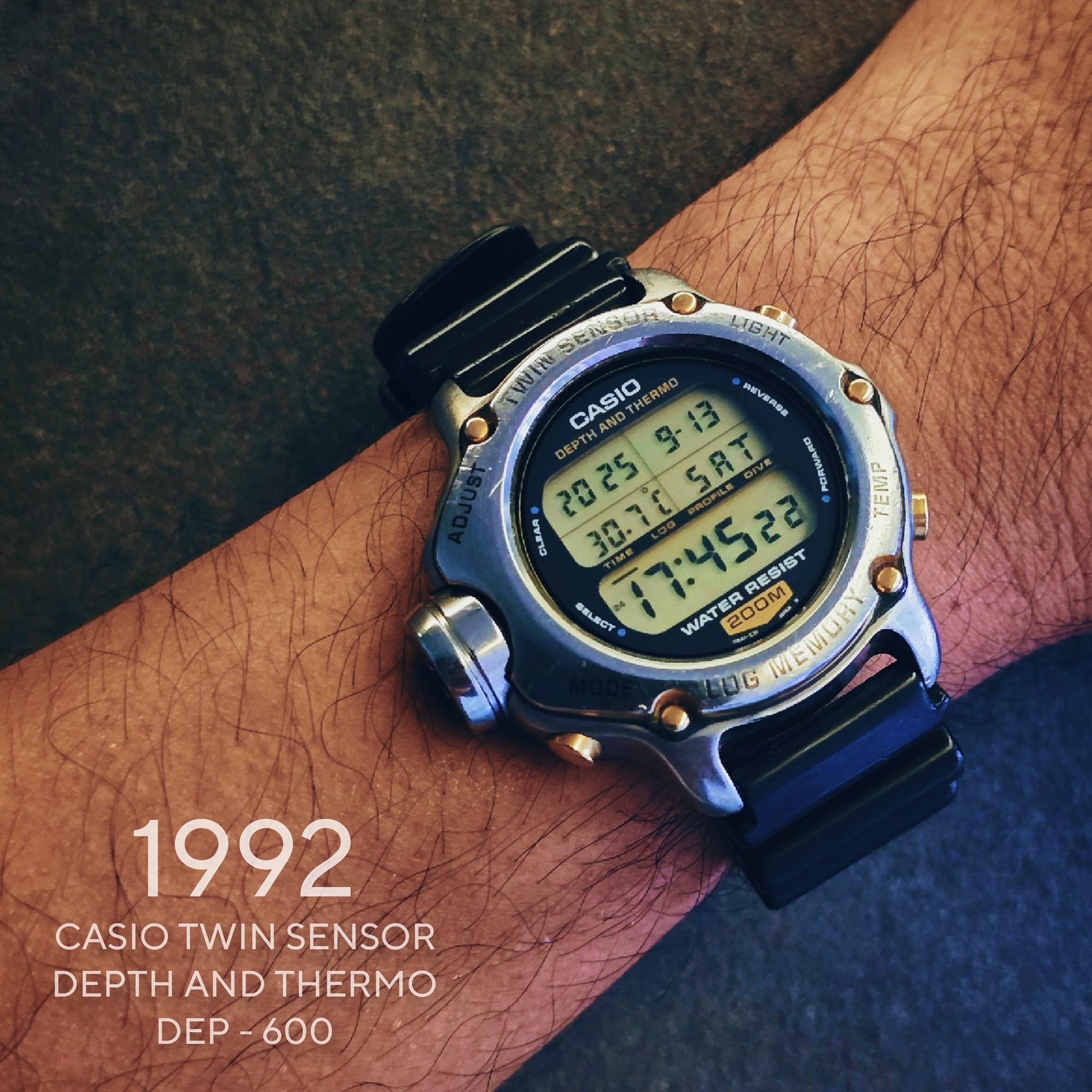 Vintage Casio DEP-600 diver's watch with twin sensor