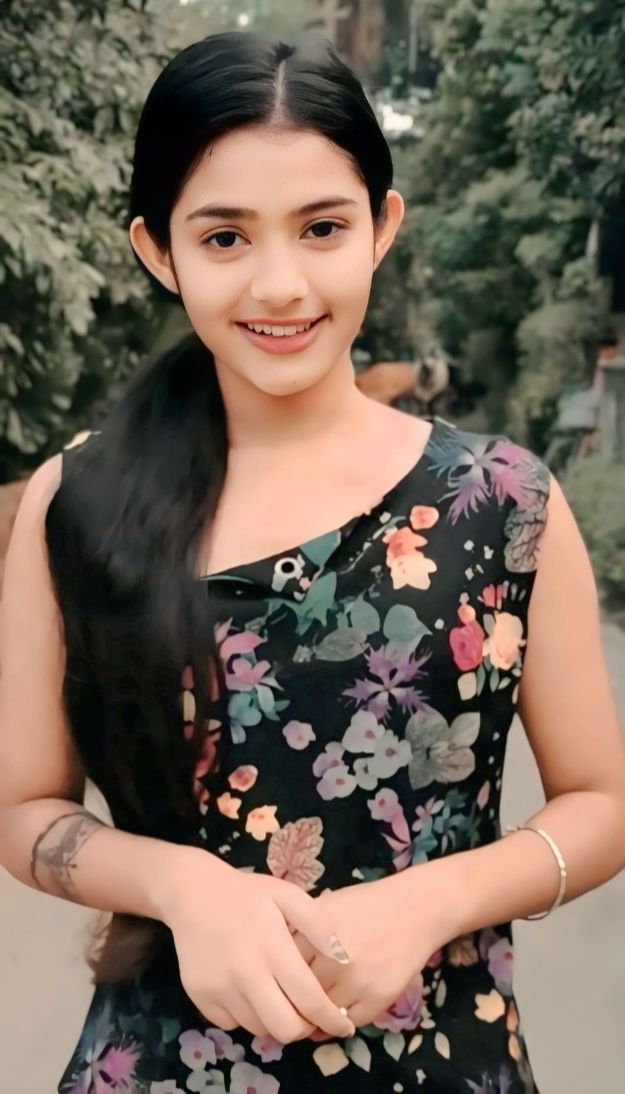 Nishu - Hi friends 👋😘🌹 | Facebook