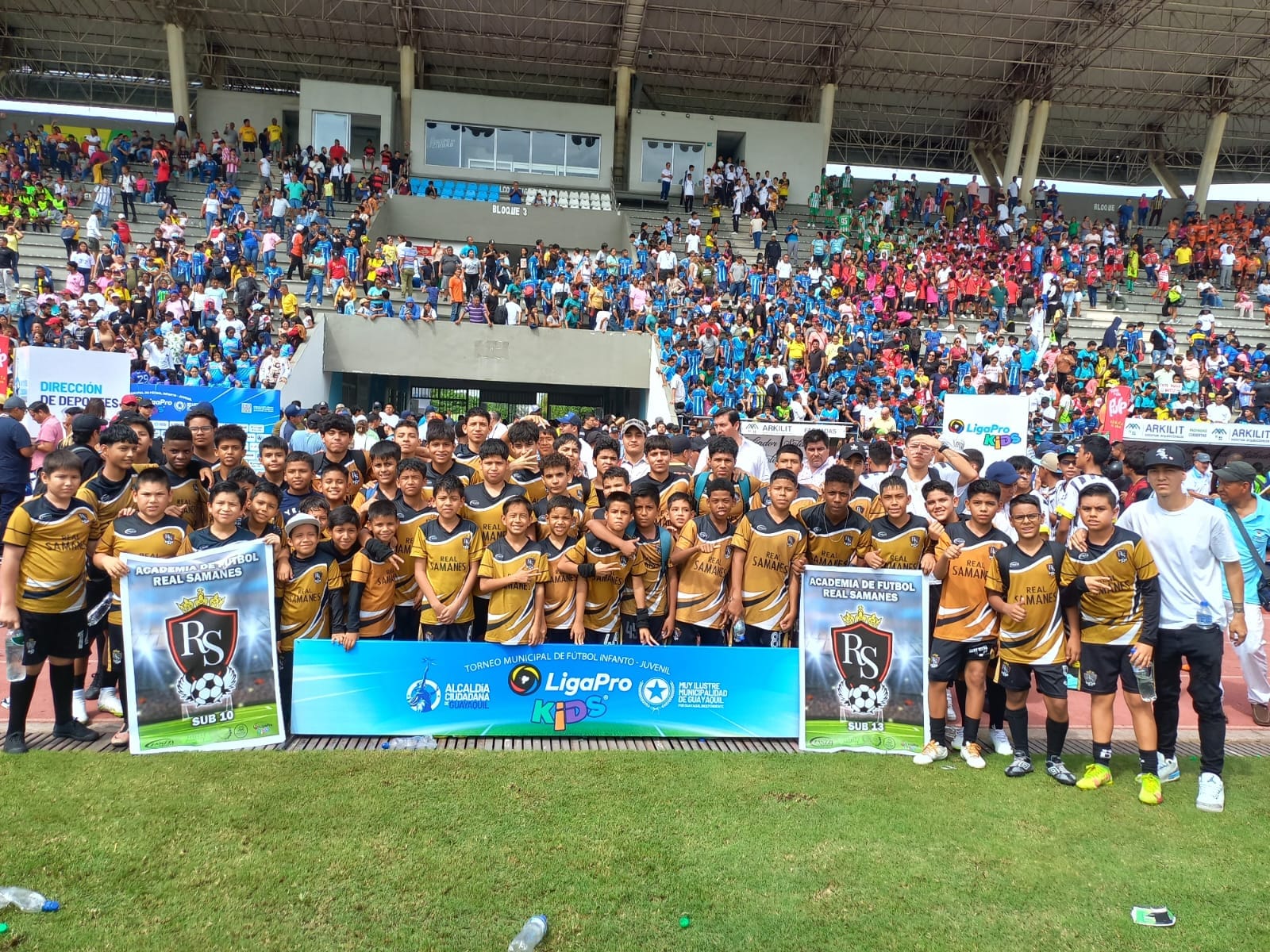 Escuela futbol Real . Samanes | Guayaquil