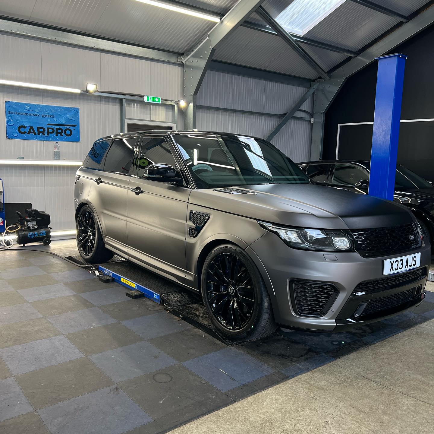 Range Rover SVR now... - JW Autoshine Vehicle Detailing Ltd