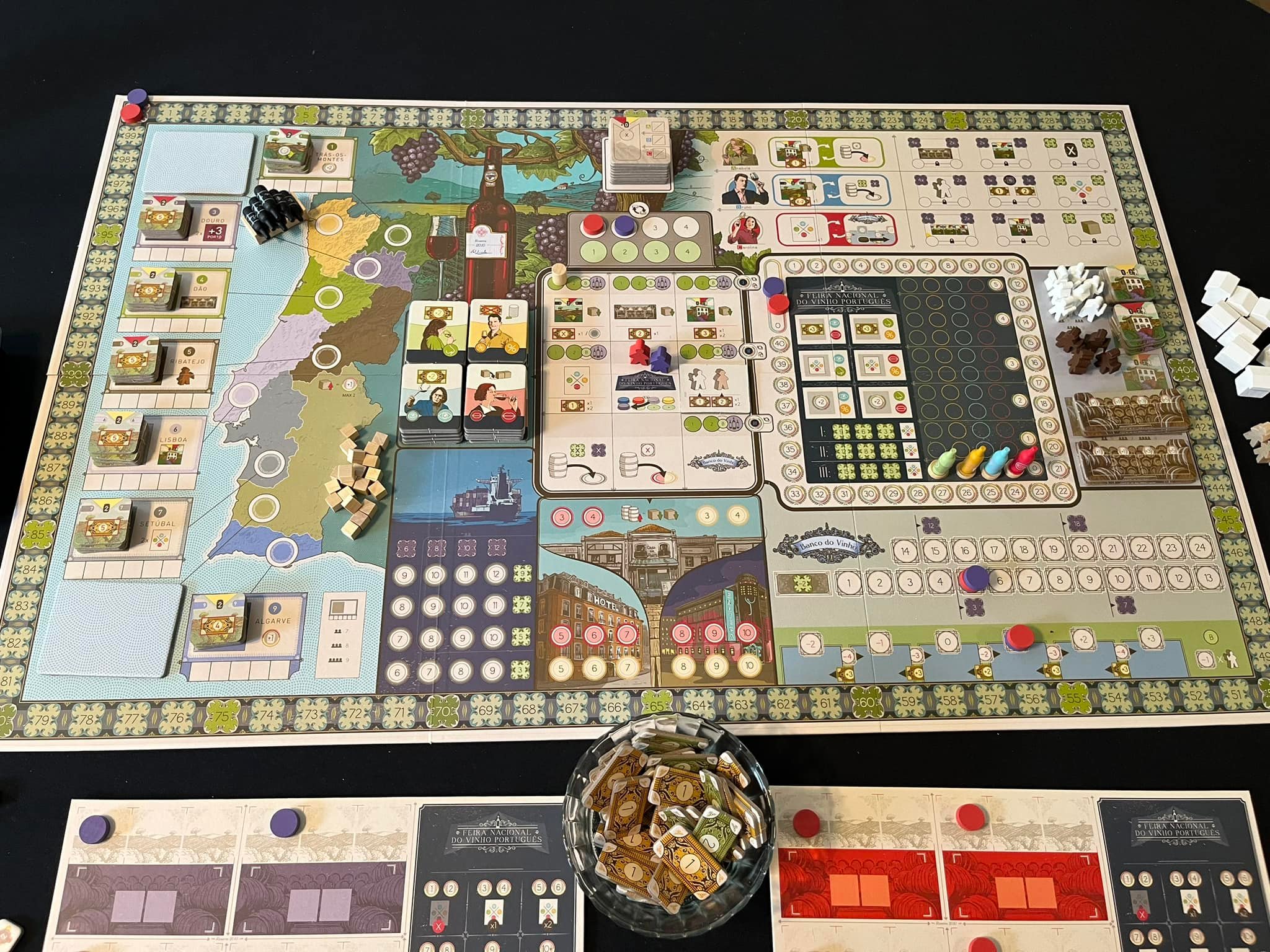 First impressions of Vinhos 2010 reserve edition board game display picture 1