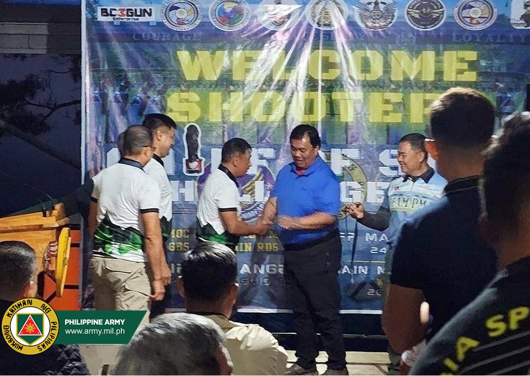 Philippine - Army Vice Commander Maj. Gen. Leodevic B. Guinid receives ...