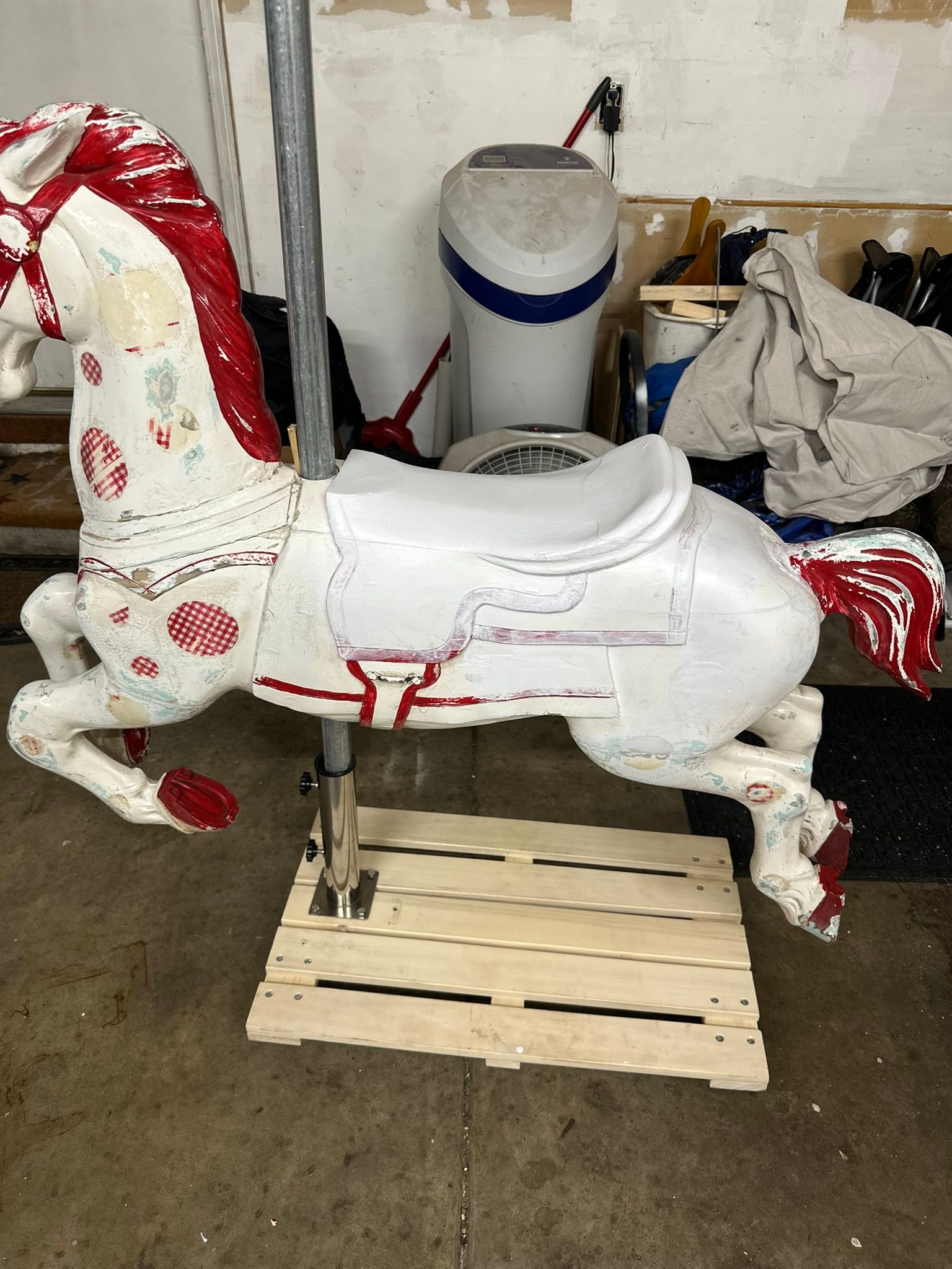 so i got this allan herschell carousel horse late 1920's 1/2 and 1
