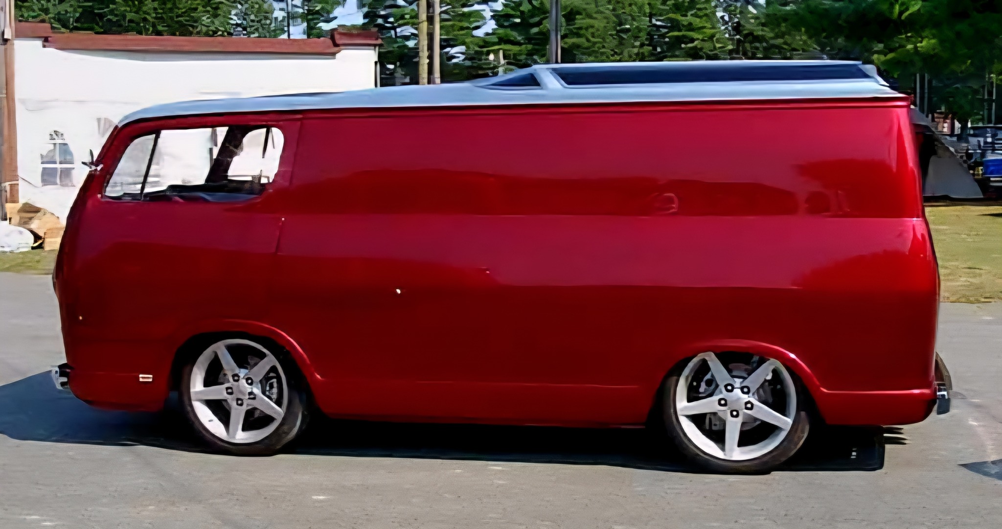 The Boogie Van - The Boogie Van added a new photo.