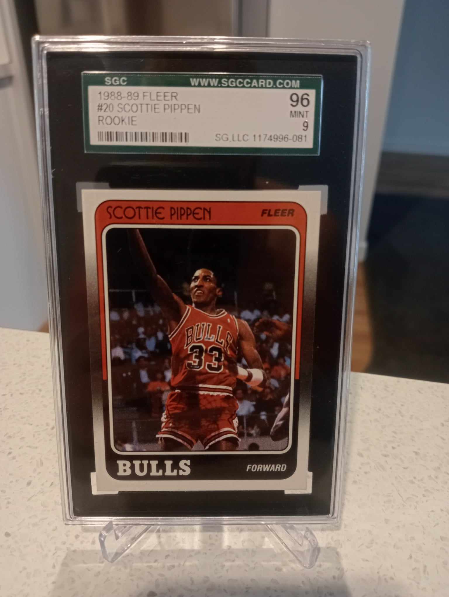 Selling Sports Cards, including Scottie Pippen Rookie and Michael 