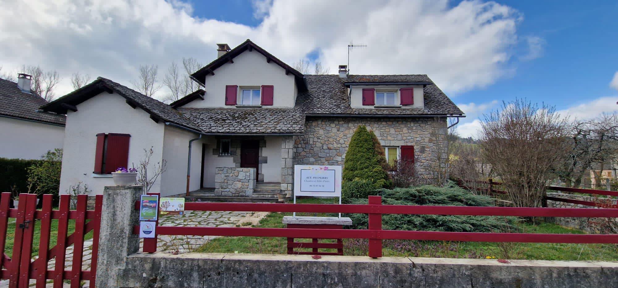 Aux Peupliers - Chambres et Table d’Hôtes