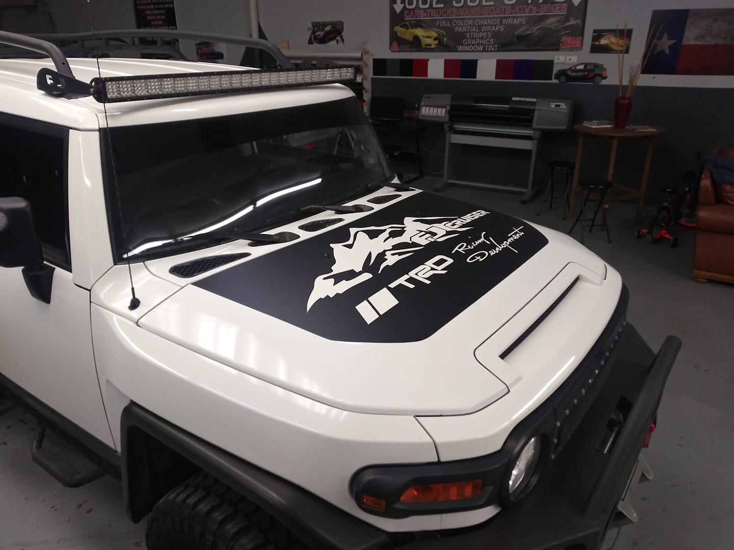 Toyota FJ hood graphics #emdautowraps - EMD Wraps & Signs | Facebook