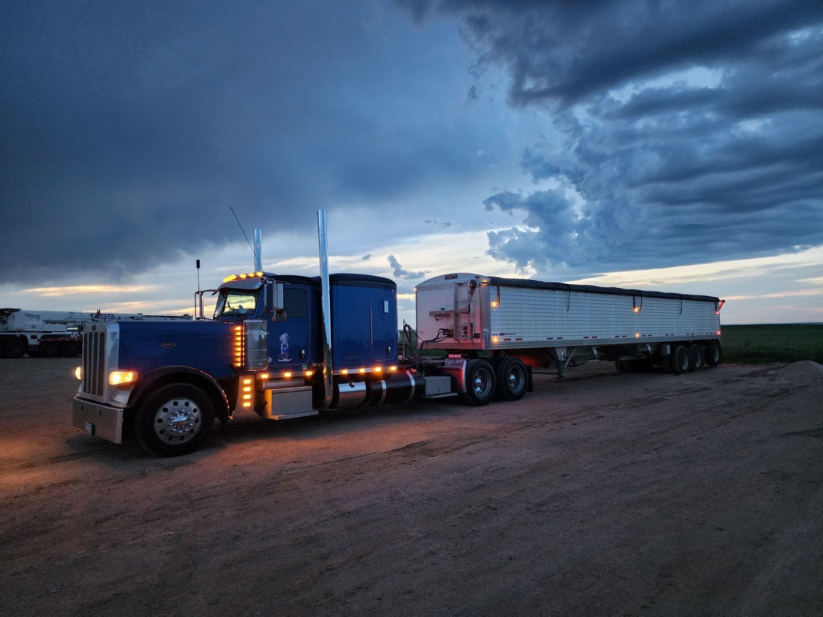 Wretched Rabbit Trucking LLC