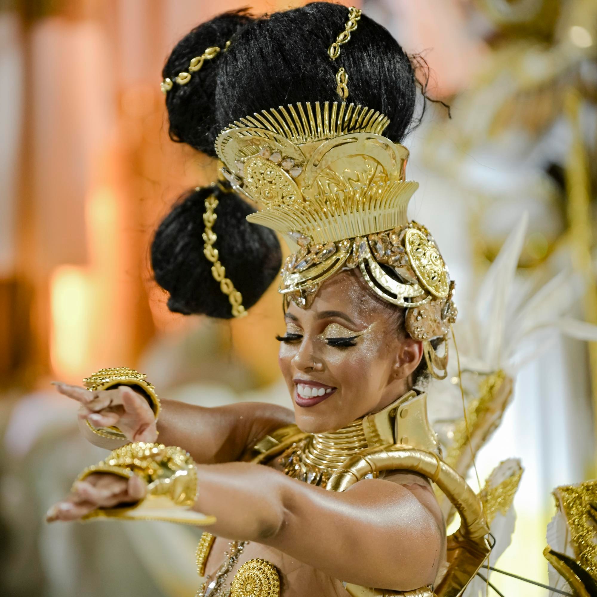 💃🇧🇷👠 Carnival preparation Saturday training Want to learn or improve ...