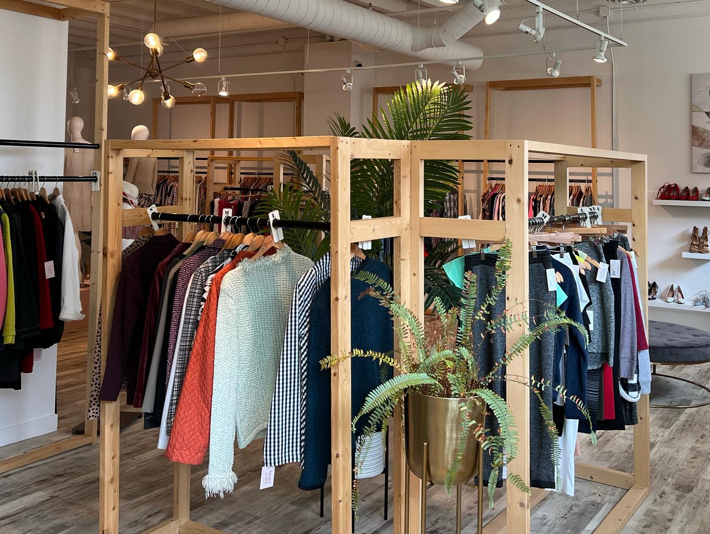Hanger & Rack Curated... - Hanger & Rack Curated Consignment