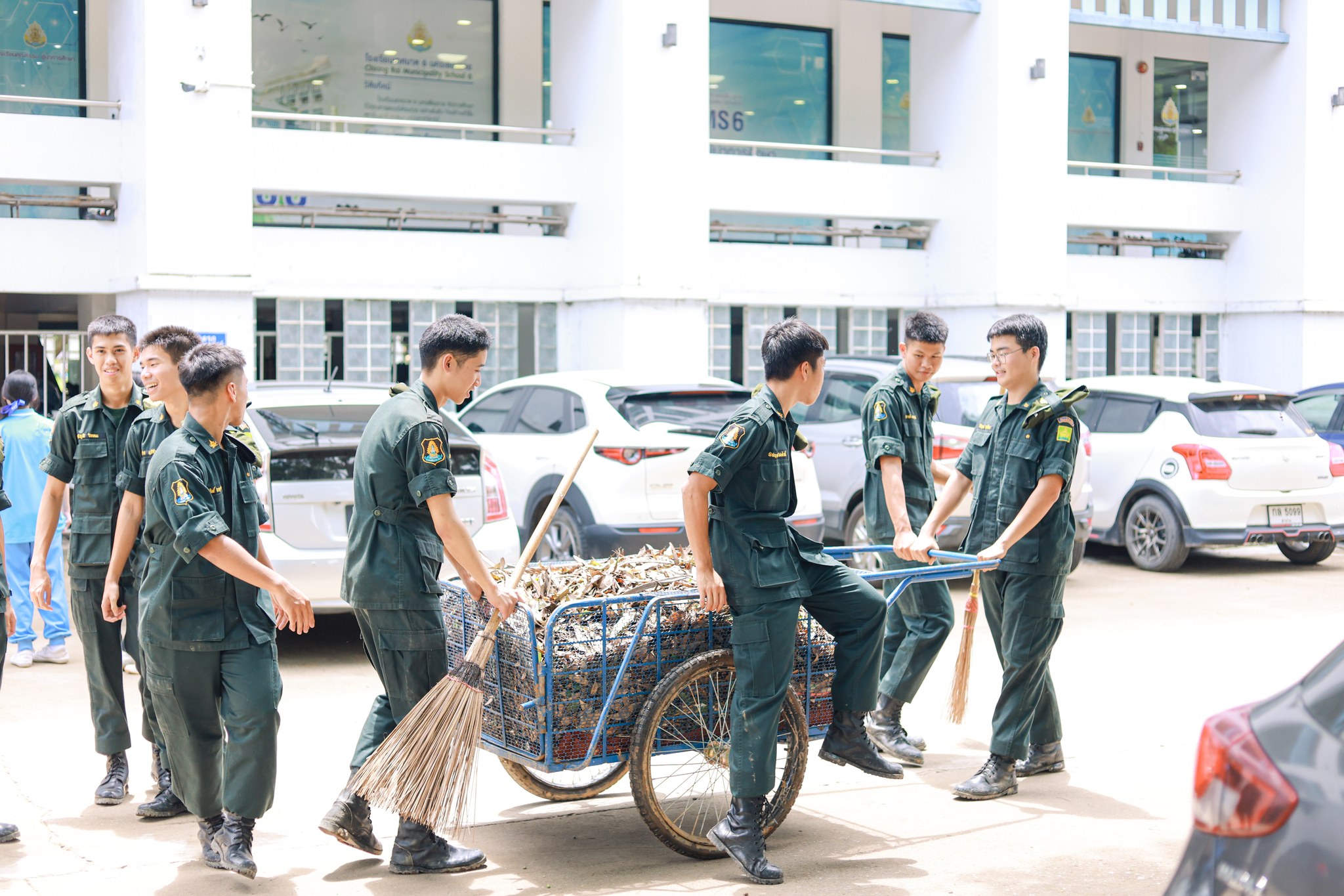 โรงเรียนเทศบาล 6... - โรงเรียนเทศบาล 6 นครเชียงราย CRMS6