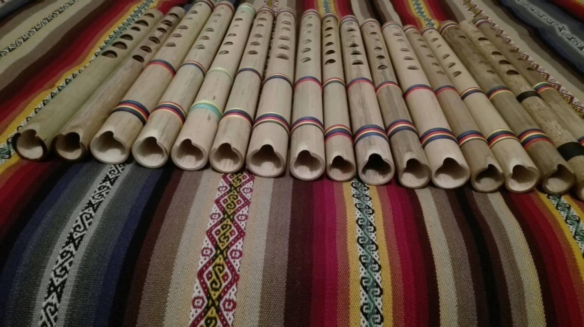 RUNA Instrumentos Musicales Andinos