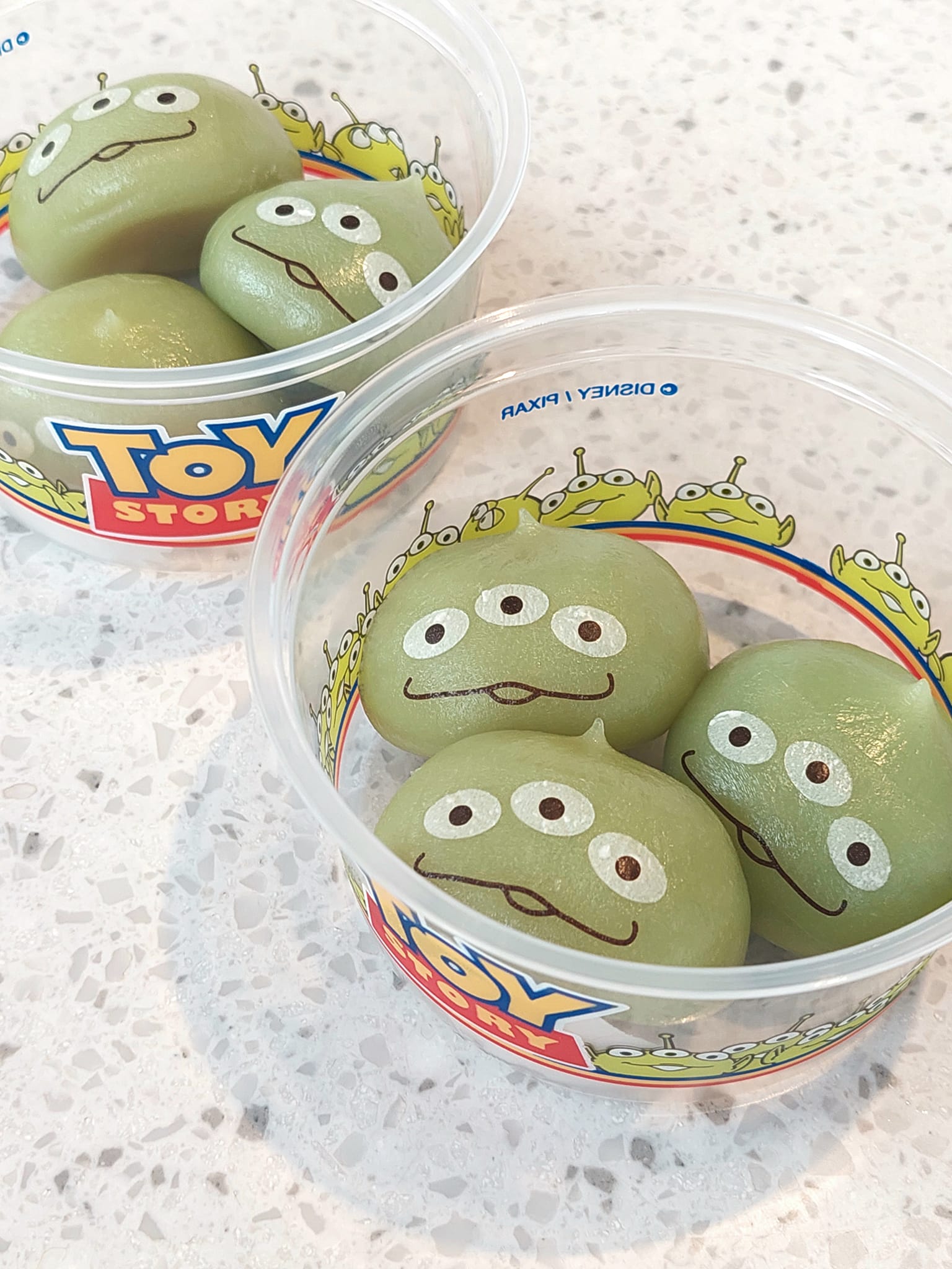 What mochi snacks to buy in Tokyo for kids?