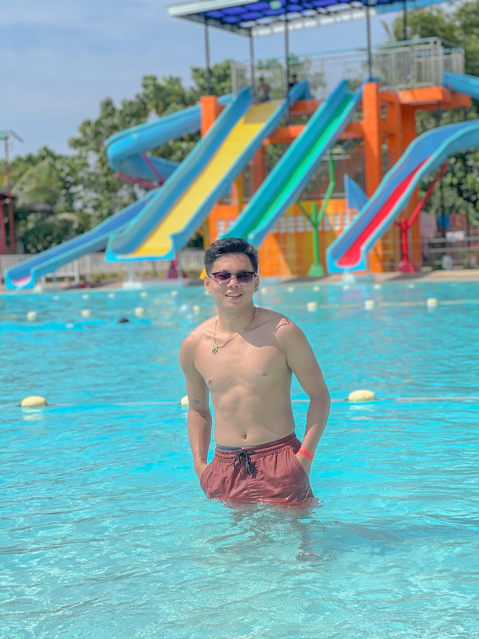 Summer in October!🏖️☀️💦 Happiness... - Pantukan Water World