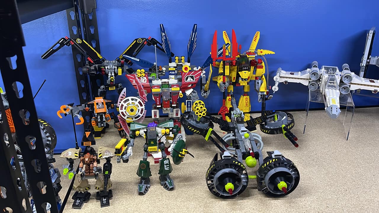 Another 12 hour build challenge completed! This gigantic EXO-FORCE 