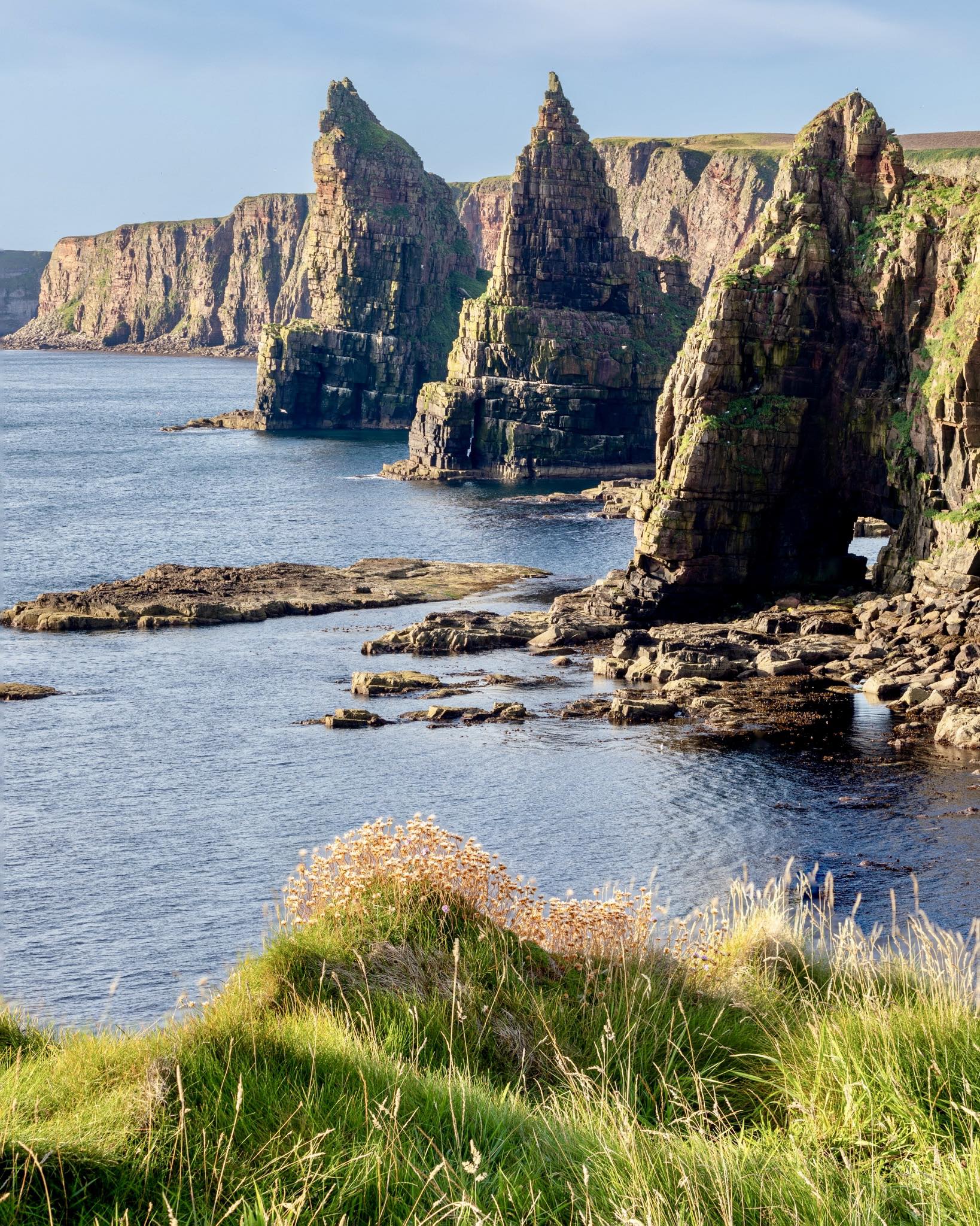 Scotland from the Roadside | Duncansby Head is the most north-eastern ...