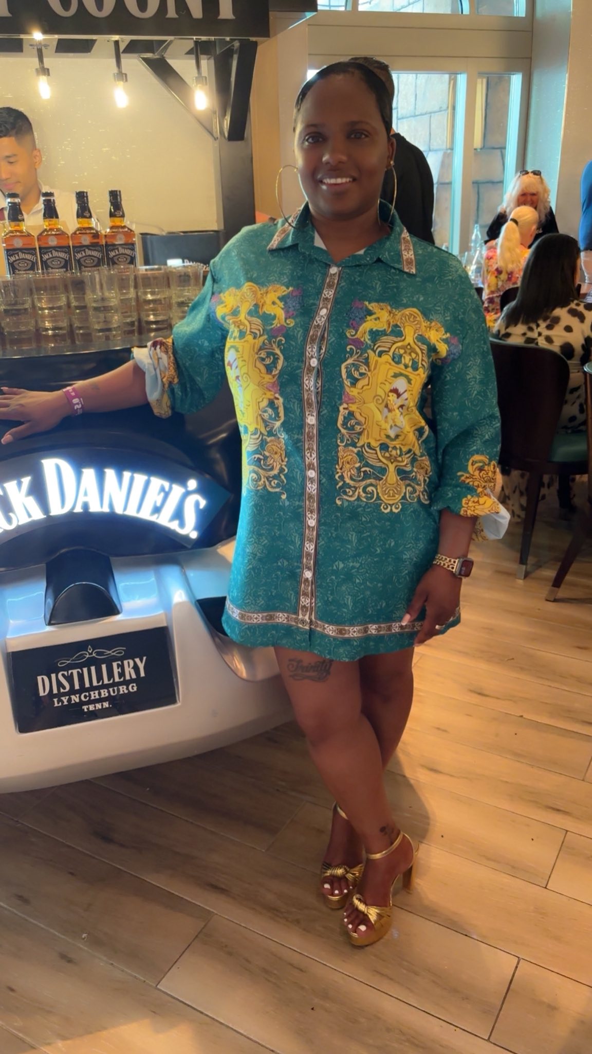 saffron brunch dress code What is the men's for in Dubai? habarana