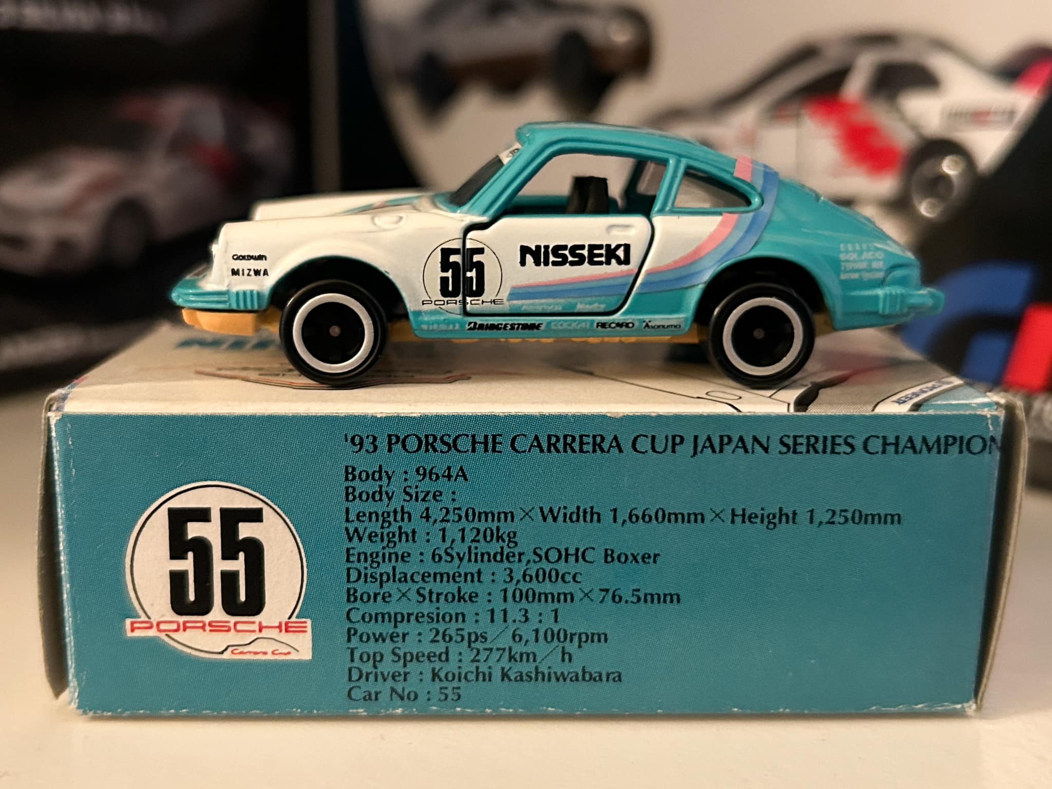 Nisseki Yanoshin Porsche 964 Tomica model