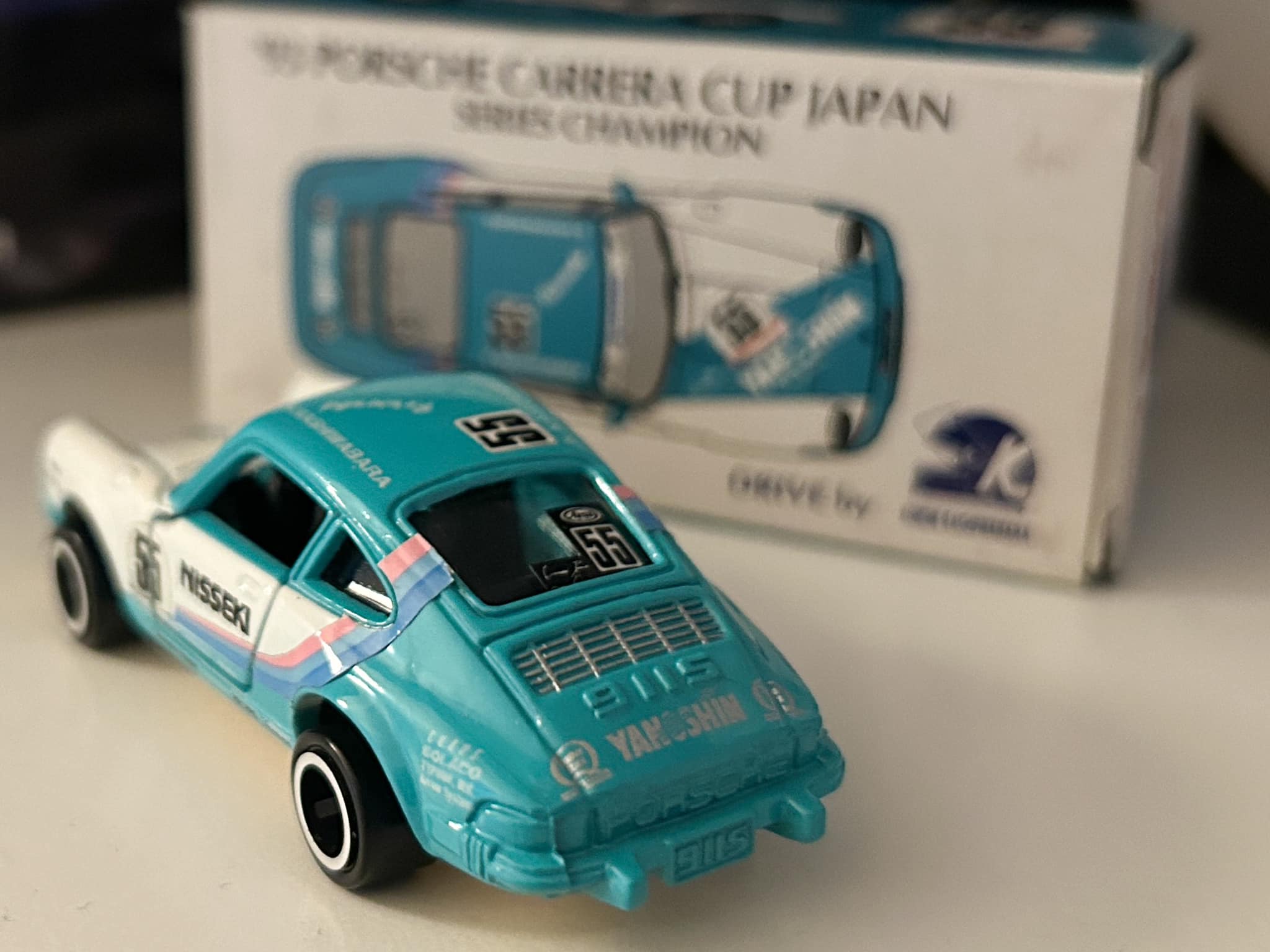 Nisseki Yanoshin Porsche 964 Tomica model