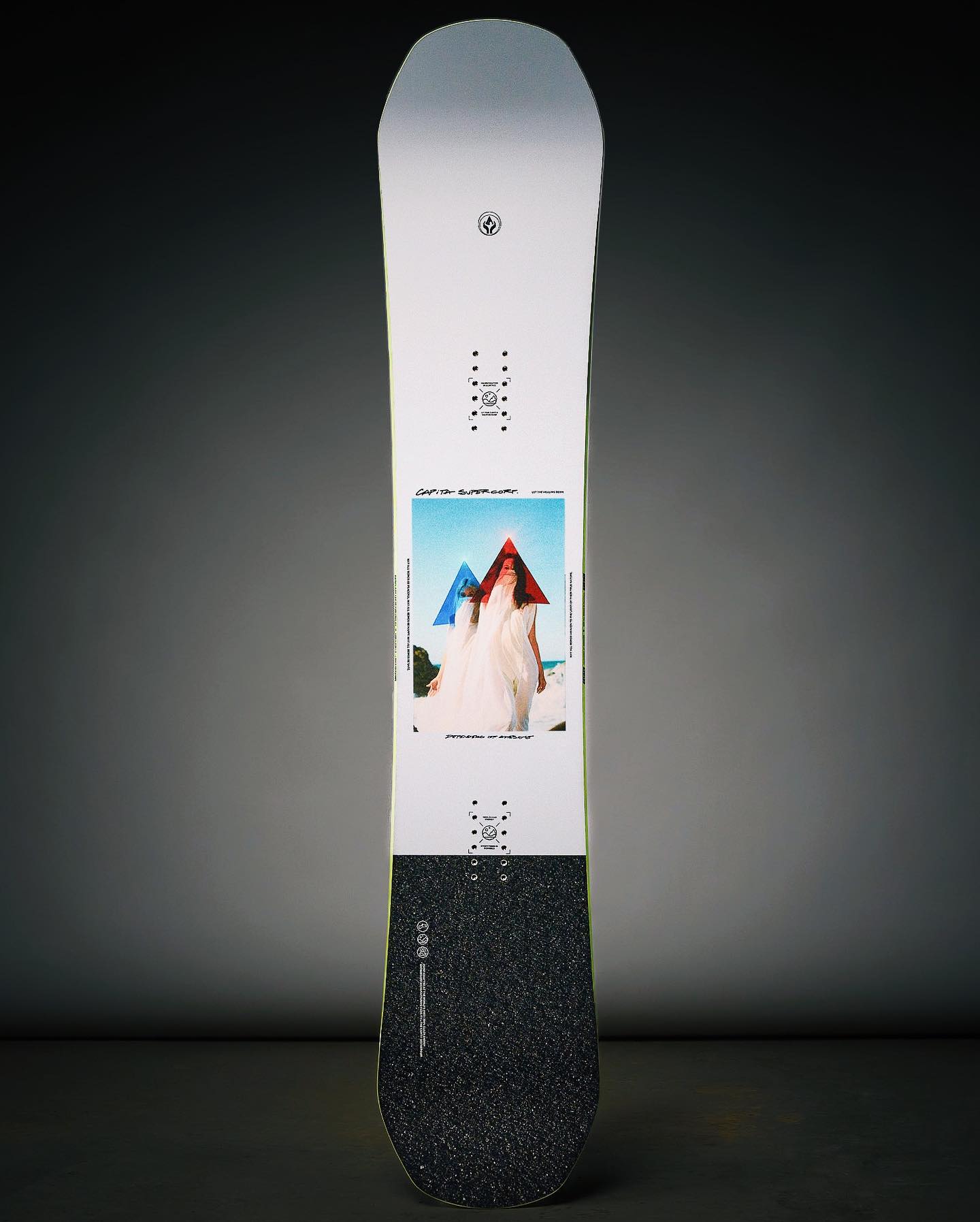 New 2025 Capita DOA 154cm snowboard with Union Force bindings