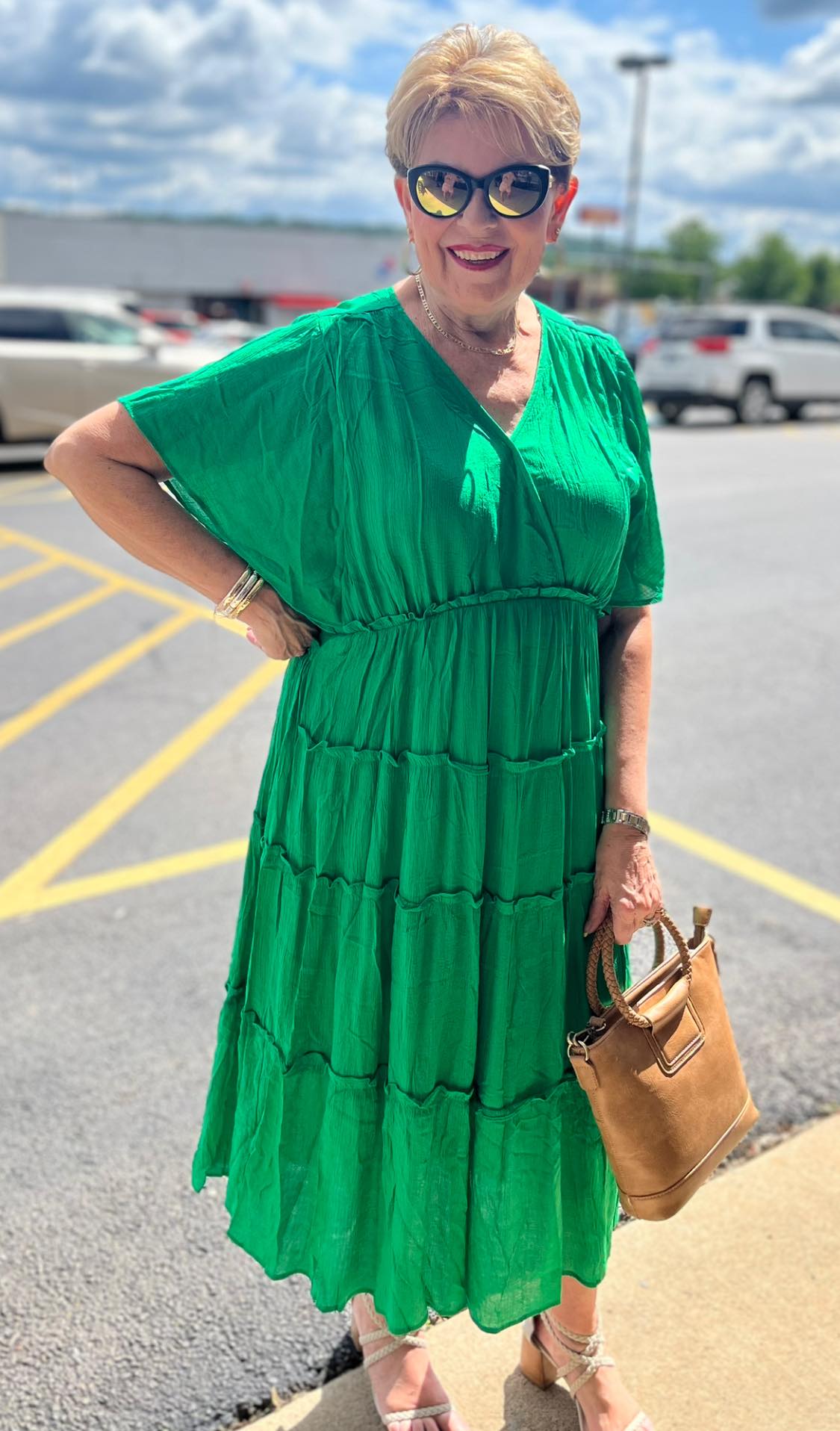reba green dress When wore this 25 years ago, her dad thought she had it on backwards Formal New Arrivals